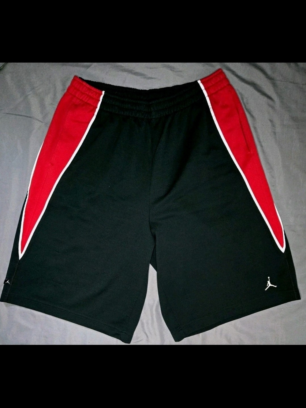 Vintage Air Jordan Jumpman Basketball Shorts Men's XL Black Red Mesh